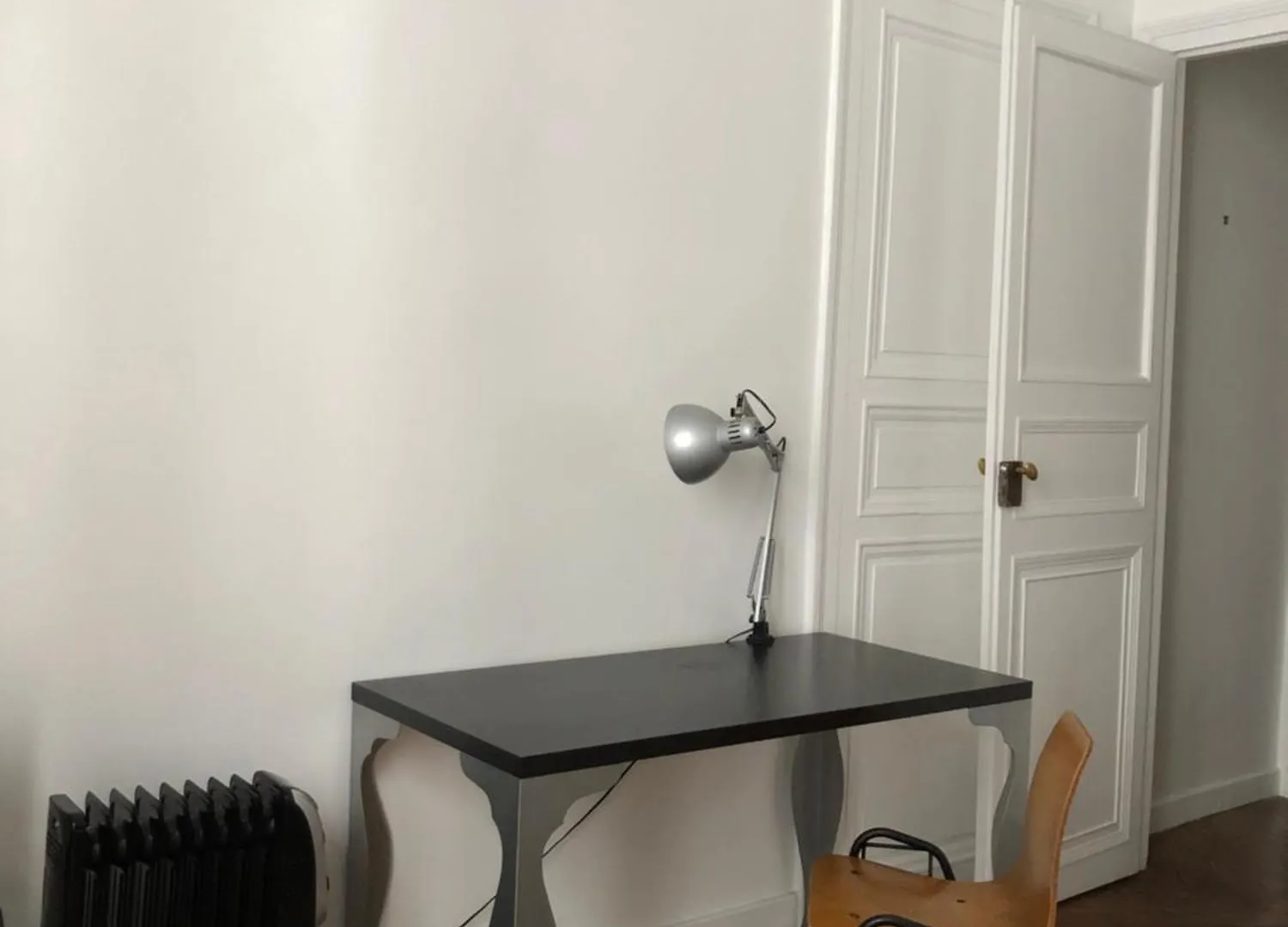 Xxxxxs Daire Paris Fransa